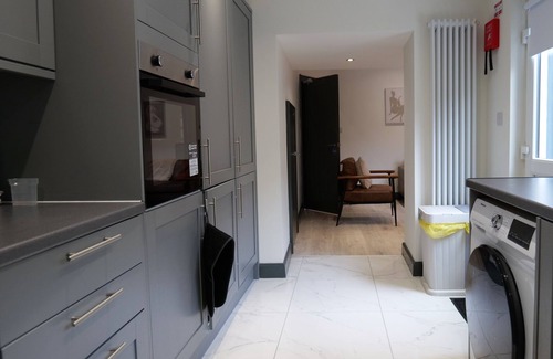 Londonderry Apartment | Derry City, Northern Ireland - Waterside Rooms (Room 5)
