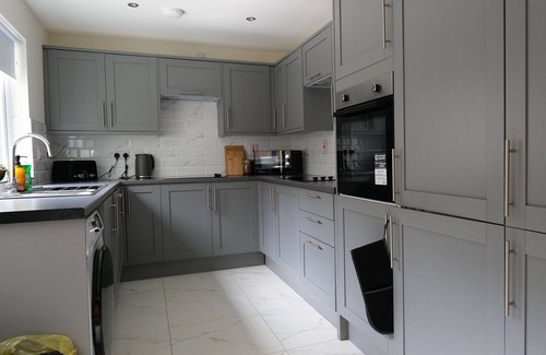 Londonderry Apartment | Derry City, Northern Ireland - Waterside Rooms (Room 6)