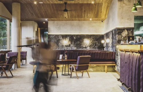 Kedisan Hotel | Desa Oculus