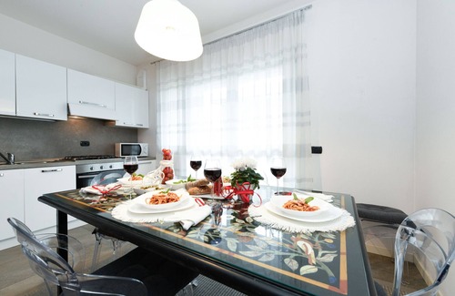 Desenzano del Garda Apartment | DesenzanoLoft La Rosa dei Venti Renovated 2025
