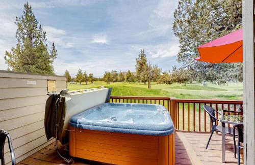 Redmond House | Desert Eagle On Par