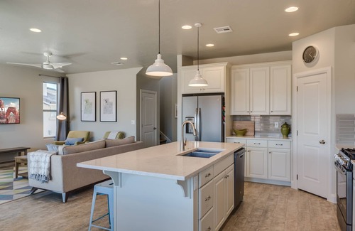 Sienna Hills House | Desert Family Fun! Resort Pool+ 2 Huge Family Rooms, AirHockey, Scooters