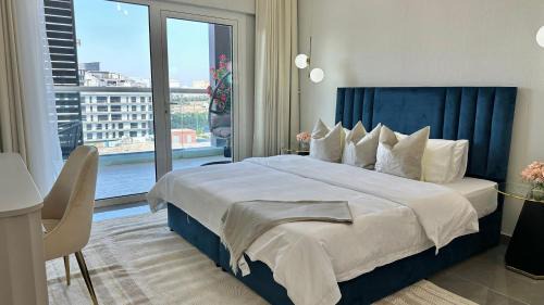 Masdar City Apartment | Desert Flower Delight