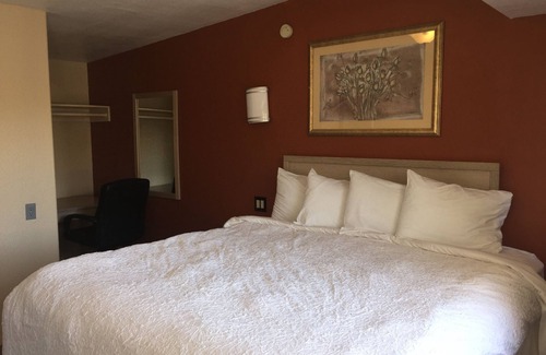 Brawley Hotel | Desert Inn