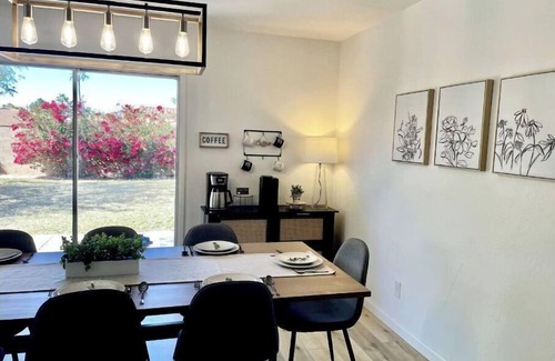 Ironwood Vistas House | Desert Manor - Fully remodeled 3 bedroom home with game room and hot tub!