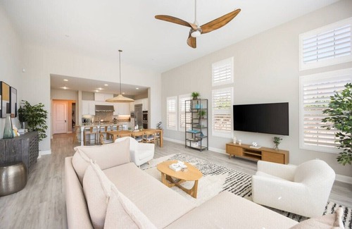 La Quinta House | Desert Mist by VARE | Pool+Spa, Putting Green!