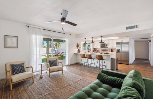 North Mountain House | Desert Oasis: Pool ~ Games ~ Fire Pit on Golf Course