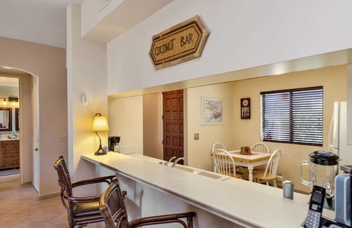 Palm Springs Condo | Desert Princess Cc And Resort, On Golf Course, W/Mountain Views
