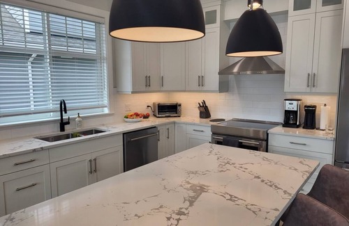 Okanagan-Similkameen House | Desert Sky - 5 Bedroom View home with golf cart