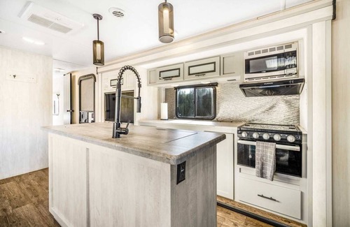 Jacumba RV Rental | Desert Tiny Home B25: Relaxing Desert Accommodation w/Comfort Amenities