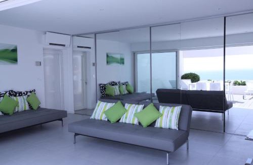 Bandol Apartment | Design Apartment - Pool, Large Terrace and Panoramic Views of Mediterranean