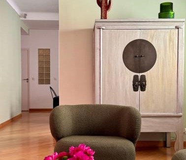 Prado - Republique Apartment | Design Appartment 100sqm close to Palais Beach and Restaurants