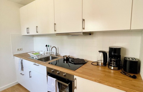 Strehlen Apartment | Design Studio I Center I Light