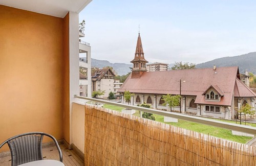 Cran-Gevrier Apartment | Design studio with balcony at the doors of Annecy old city - Welkeys