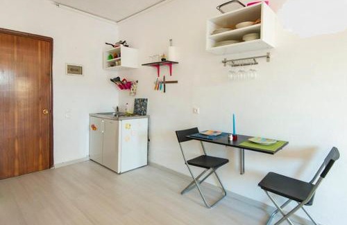 Ialyssos Apartment | Design Studios