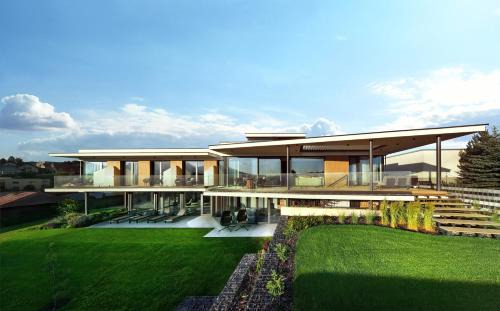 Kezmarok Apartment | Design Villa Stella private pool & spa