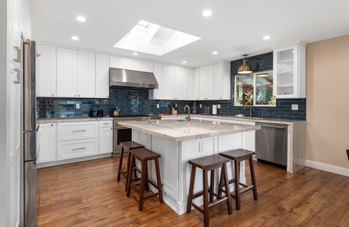 La Mesa House | Designer 4 BR La Mesa Home w/Yard and BBQ