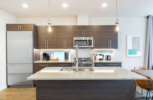 Ballard House | Designer 4B2.5B in Ballard sleeps 10