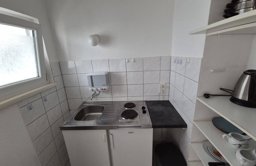 Elberfeld-Mitte Apartment | Designer-Apartment-Garden view-Private Bathroom