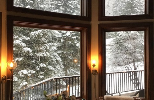 Vail Ski Chalet | Designer Chalet, Vail Golf Course, available for summer rental! #Guesthausvail