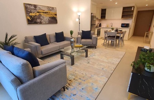 Bur Dubai Apartment | Designer's 2 BHK I Dubai Downtown I Burj Khalif View