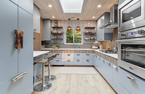 Amagansett Lanes House | Designer's Oceanfront East Hampton Estate, State-of-the-Art Amenities,.