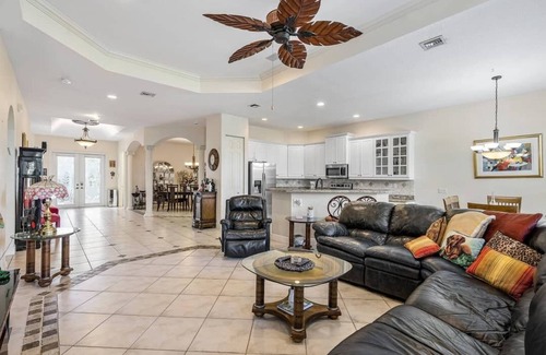 Delray Beach House | Designer Vacation home (SPECIAL FEBRUARY DISCOUNT) $5400