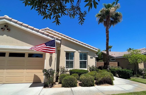 La Quinta House | Desirable 2BR, 2BA house with breathtaking views, putting green, and golf cart!n