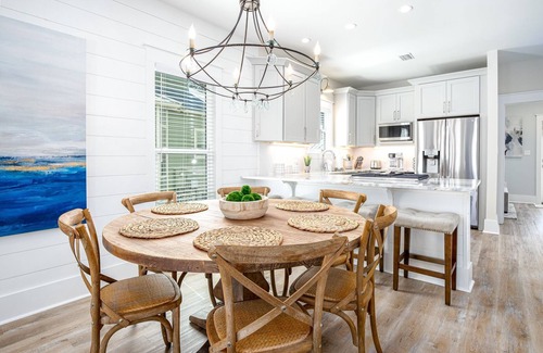 Crystal Beach House | Destin 3BR 3 BA Retreat—Private Pool, Steps to Beach, Perfect Summer Getaway!