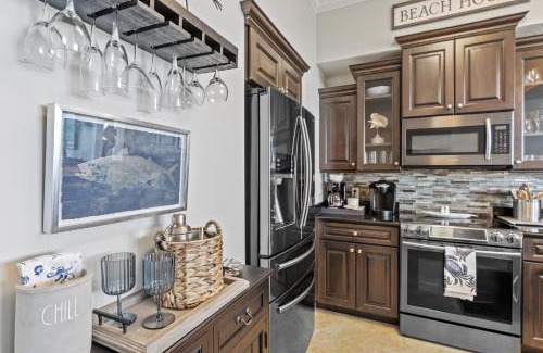 Fort Walton Beach House | Destin West Villa PH01 - Penthouse with Hot Tub on Private Rooftop Terrace - Beach Views!
