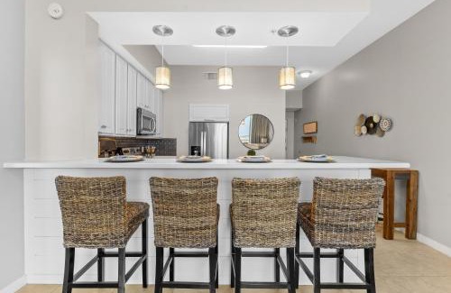 Fort Walton Beach House | Destin West Villa PH04 - Penthouse with Hot Tub on Private Rooftop Terrace - Beach Views!