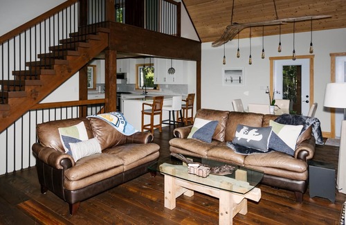 Eagle Lake Cottage | Destination Haven for Outdoor Enthusiasts!