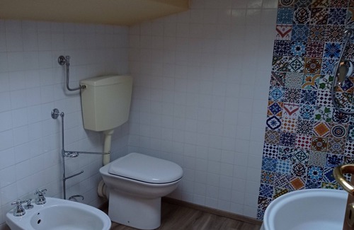 Colle di Val d'Elsa Apartment | Detached attic room with private bathroom in ancient village in Colle Alta