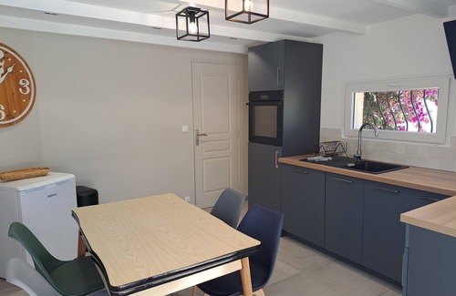Sausset-les-Pins Apartment | Detached apartment between sea and hill