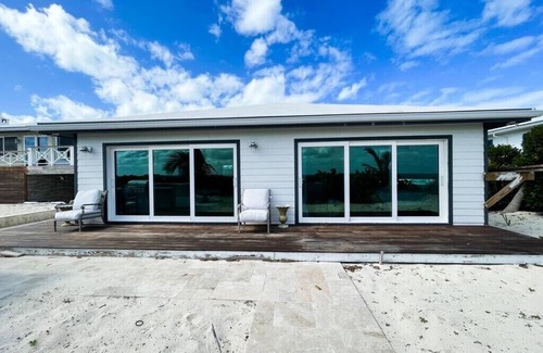 Hope Town Cottage | Detached Cottage