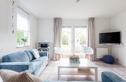 Wemeldinge House | Detached Home in Zeeland near the Coast