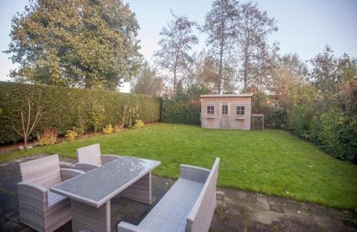 Wemeldinge House | Detached Home in Zeeland near the Coast