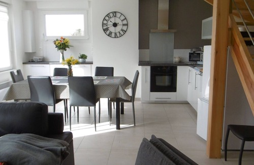 Cleder House | Detached house between sea and countryside "furnished with tourism *"