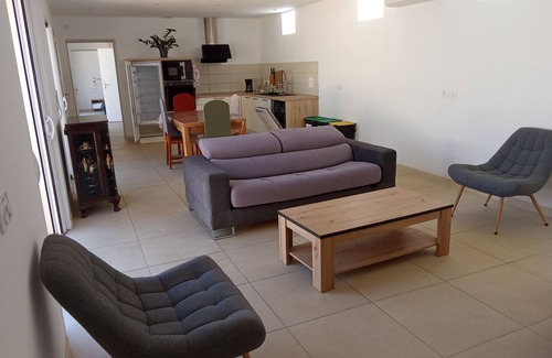 Lignan-sur-Orb House | Detached house with private air-conditioned swimming pool pétanque court