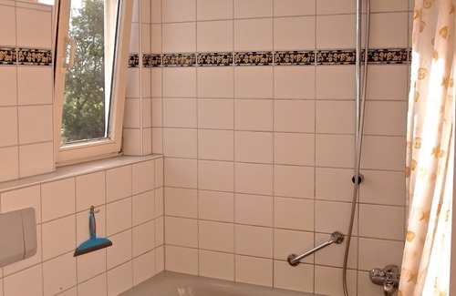Hoofdplaat House | Detached vacation home on the bird sanctuary/scheldt and sea Bicycles included.