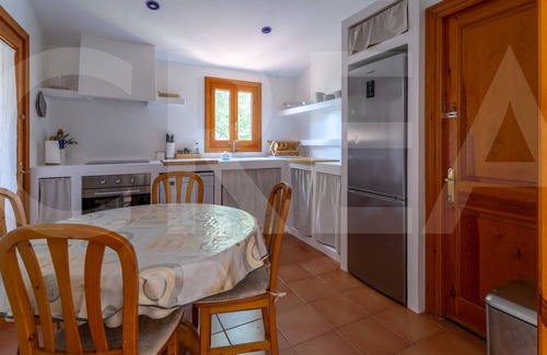 Cala'n Bosch Villa | Detached villa with pool near the sea