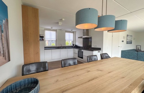 Colijnsplaat Villa | Detached wellness villa with spa bath and sauna