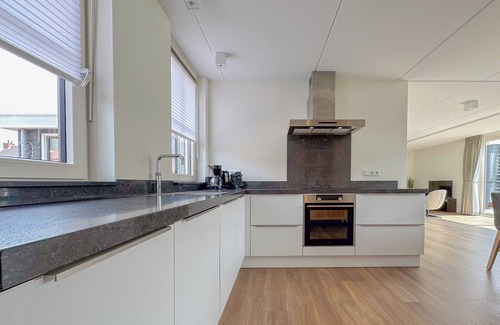 Colijnsplaat Villa | Detached wellness villa with spa bath and sauna