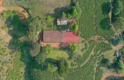 Coonoor House | DEVASHOLA HOMESTAY