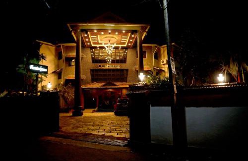 Chittilapilly Hotel | Devasura inn