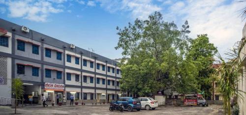 Udaipur City Centre Hotel | Devdarshan Hotel & Restaurant