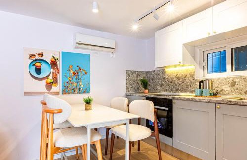 Dhermi Apartment | Dhermi's Icon Big Studio Apt 2
