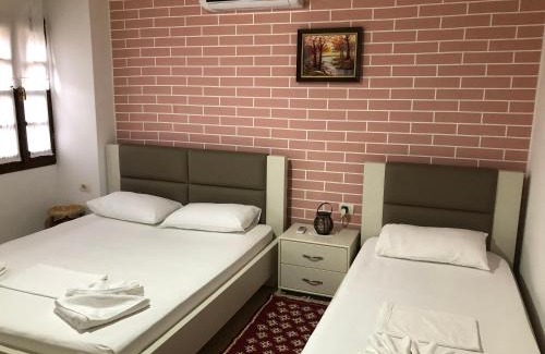 Berat House | Dhimitri's guest house