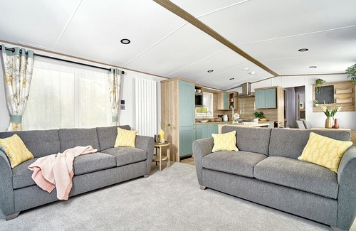 Aberystwyth House | Diamond 2 Bed Caravan Hot Tub