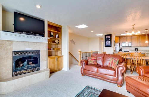 Rockaway Beach House | Diamond Beach Bungalow